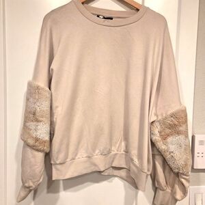 Beige Sweatshirt Dolman Sleeves W/Faux Fur Elevated  Leisure Boho Chic XS